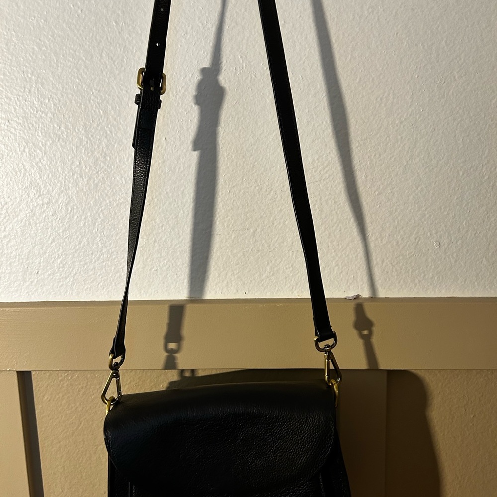 GATTA Lola Noir Black Crossbody Messenger Camera Bag Tassel - Picture 7 of 8